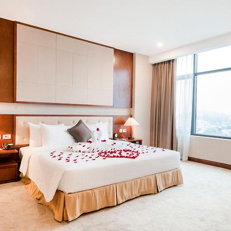 Muong Thanh Grand Lao Cai Hotel Bagian luar foto
