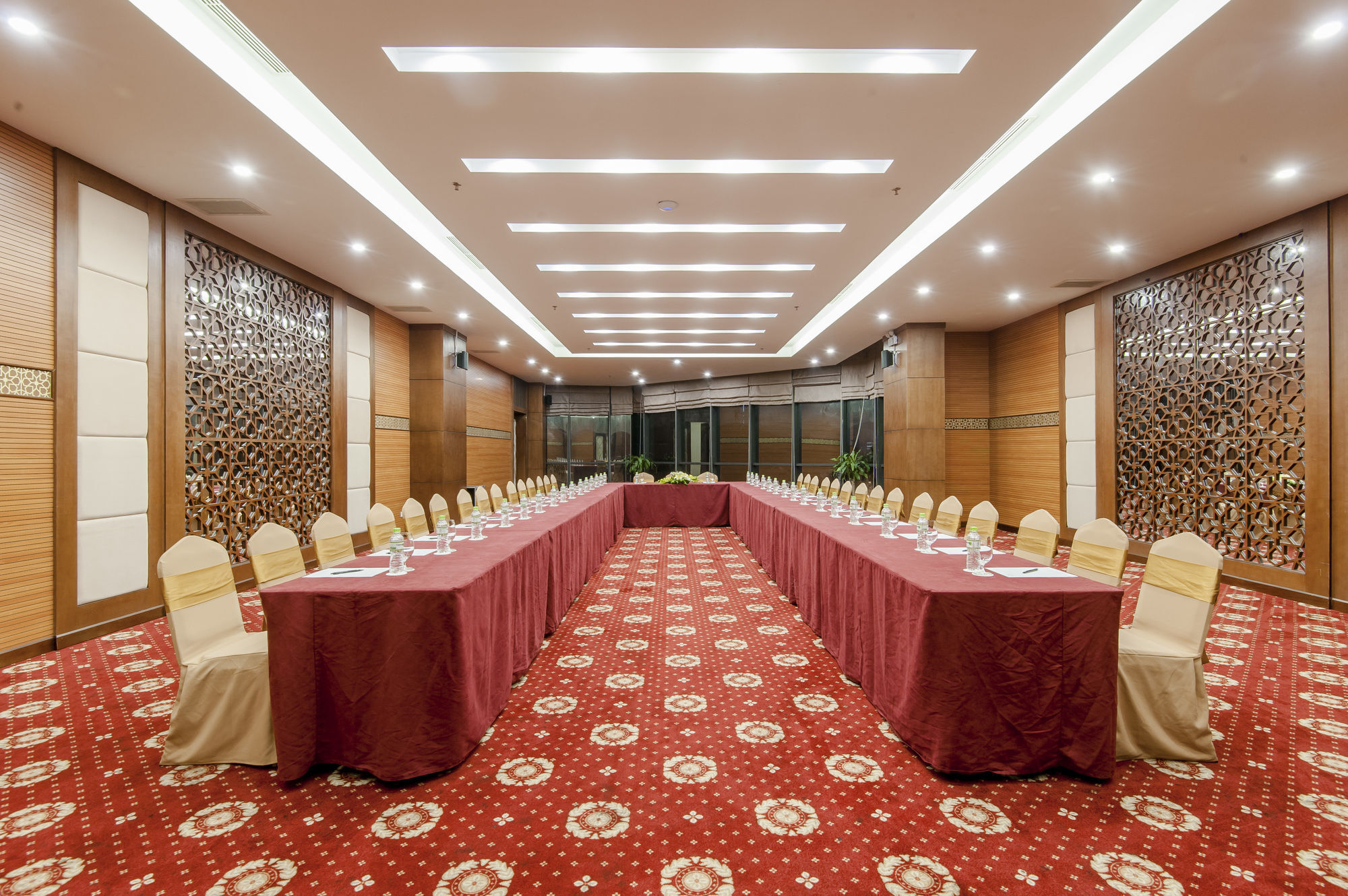 Muong Thanh Grand Lao Cai Hotel Bagian luar foto