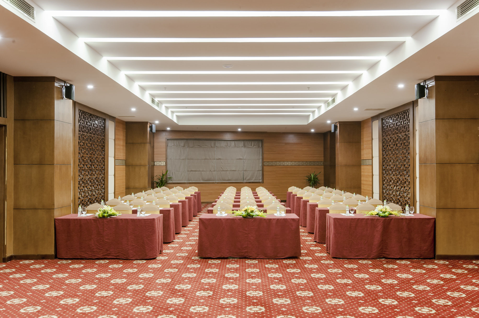 Muong Thanh Grand Lao Cai Hotel Bagian luar foto