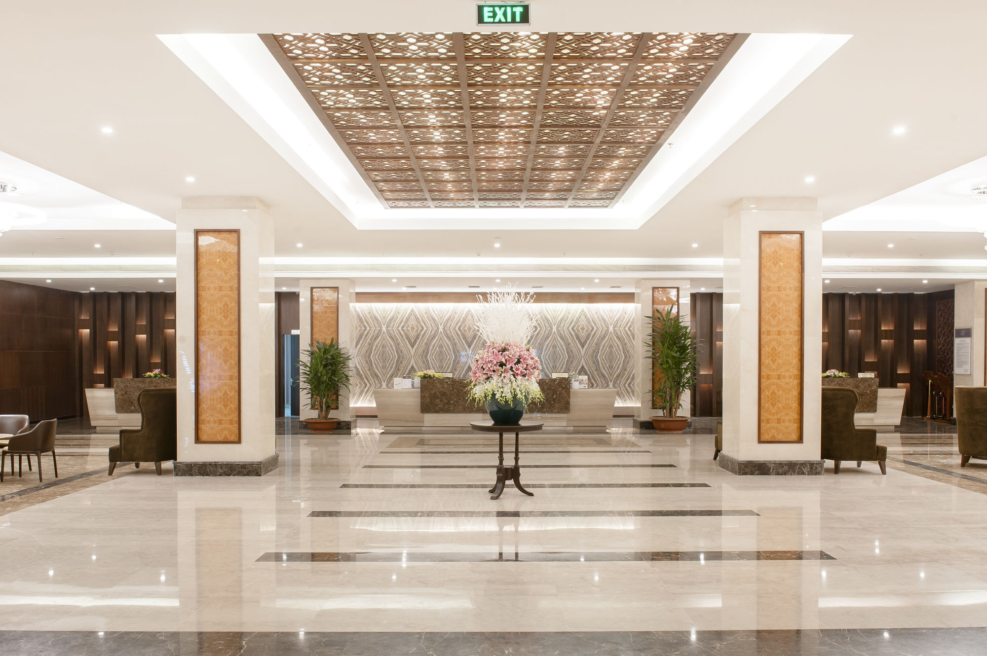 Muong Thanh Grand Lao Cai Hotel Bagian luar foto
